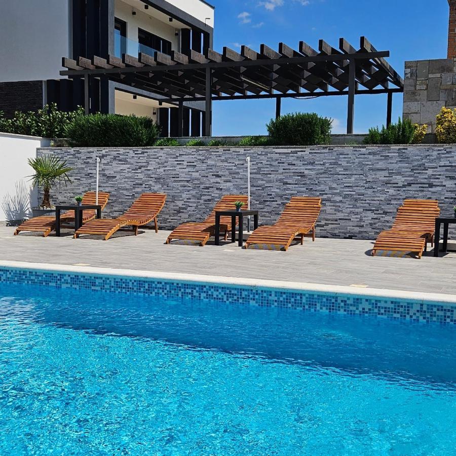 Villa Silver Starigrad Paklenica Ngoại thất bức ảnh