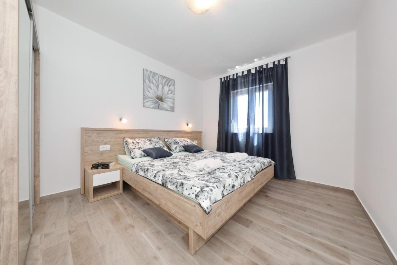 Villa Silver Starigrad Paklenica Ngoại thất bức ảnh
